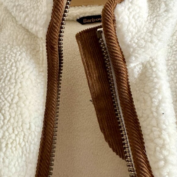 Perfect for fall: Barbour jacket - Like new (worn once) - Picture 7 of 11